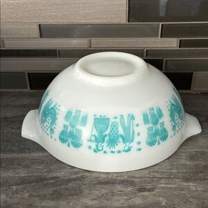 Vintage Pyrex Amish Cinderella Bowl  #443